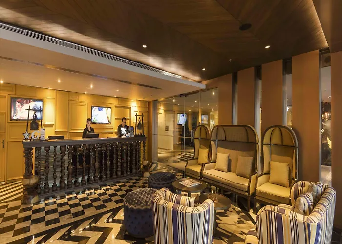 Maitria Sukhumvit 18 - A Chatrium Collection 4*