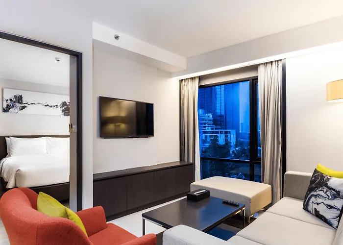 Maitria Sukhumvit 18 - A Chatrium Collection Hotel 4*